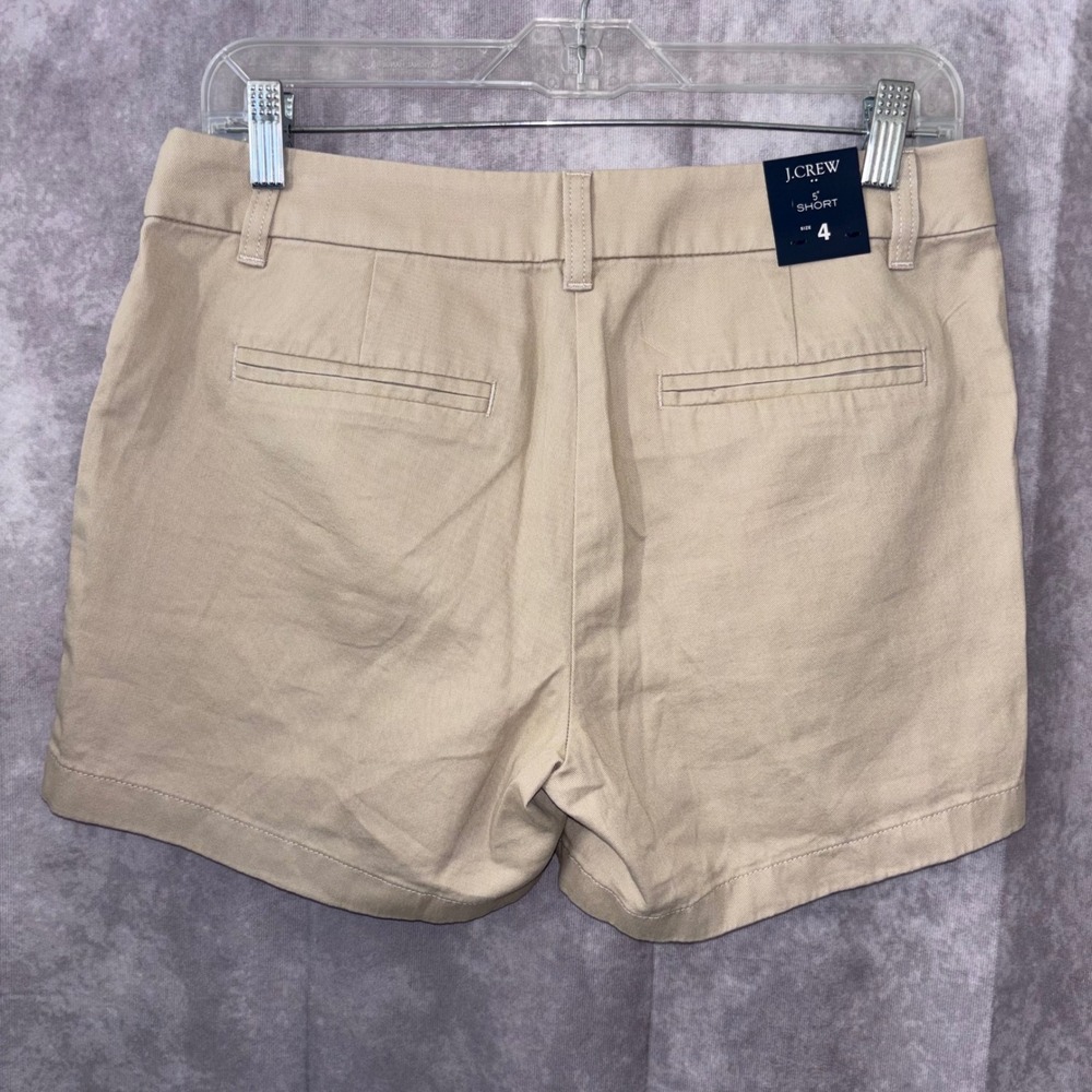 NWT J.Crew 5" Tan Chino 100% Cotton Shorts Chic Minimalist Preppy Women Size 4 - Picture 2 of 11
